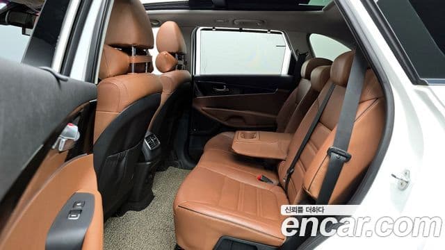 Kia The / новый New Sorento Master, 2019 12