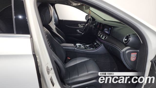 Mercedes-Benz E-класс W213 Avantgarde, 2017 11