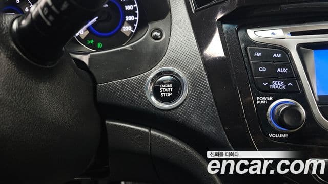 Hyundai Accent(новый кузов / новое поколение) Premium, 2014 20