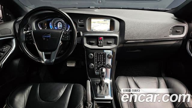 Volvo V40 2세대, 2015 7