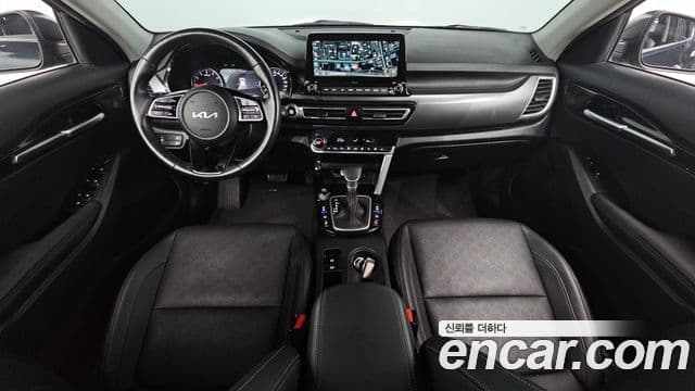 Kia Seltos Signature, 2023 7