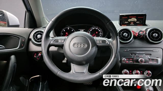 Audi A1 30 TDI Design Edition Sportback, 2015 13