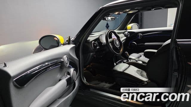 Mini Cooper Электрический (Electric) 3세대, 2022 10