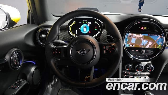 Mini Cooper Электрический (Electric) 3세대, 2022 13