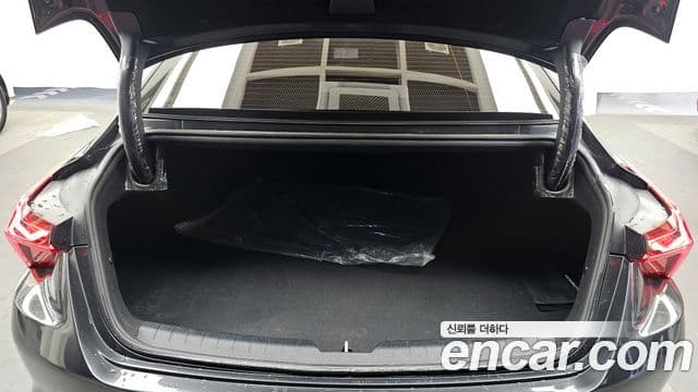 Kia K8 Prestige, 2022 20