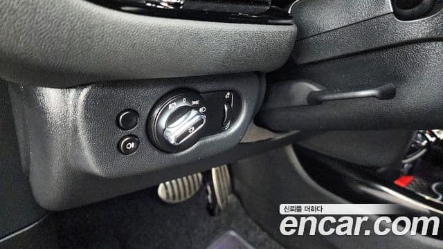 Mini Cooper S 클럽맨 2세대, 2023 16