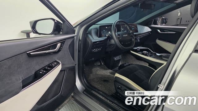 Kia EV6 GT Line, 2022 10