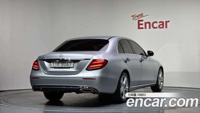 Mercedes-Benz E-класс W213 Avantgarde, 2017 2