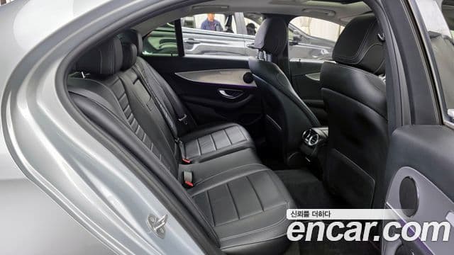 Mercedes-Benz E-класс W213 Avantgarde, 2017 12