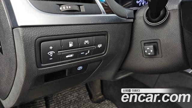 Genesis G80 Premium Luxury, 2017 16