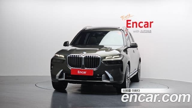 BMW X7 (G07) xDrive 40i Design Pure Excellence 6인승, 2023 3