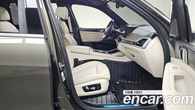 BMW X7 (G07) xDrive 40i Design Pure Excellence 6인승, 2023 11