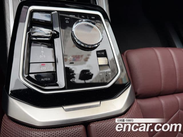 BMW 7시리즈 (G70) 740d xDrive Design Pure Excellence, 2023 11