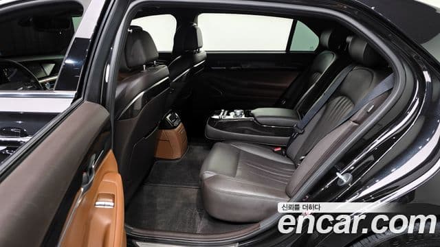 Genesis G90 Luxury, 2019 20