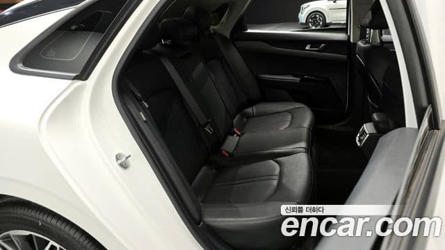 Kia K5 3세대 Prestige, 2020 12