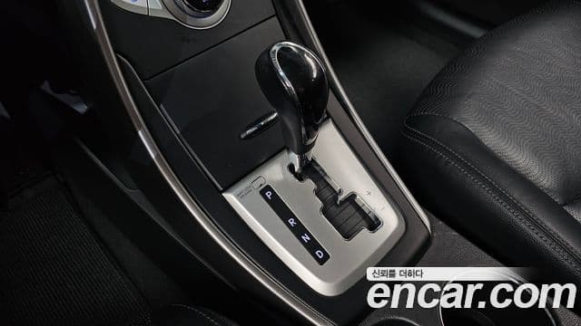 Hyundai Avante MD Luxury, 2011 9