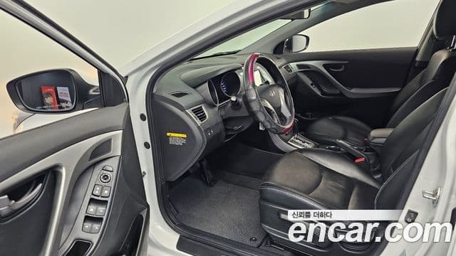 Hyundai Avante MD Luxury, 2011 10