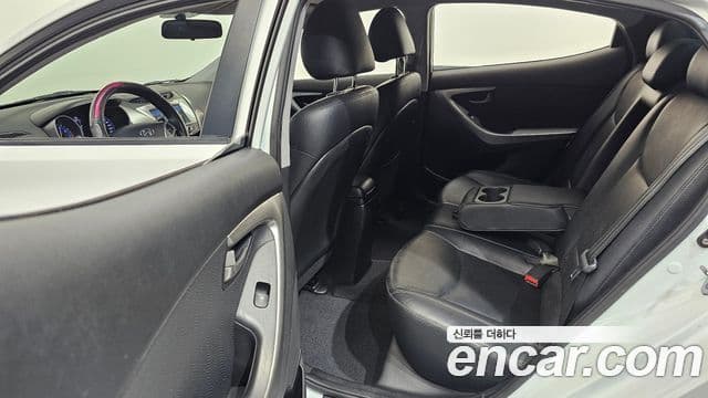 Hyundai Avante MD Luxury, 2011 11