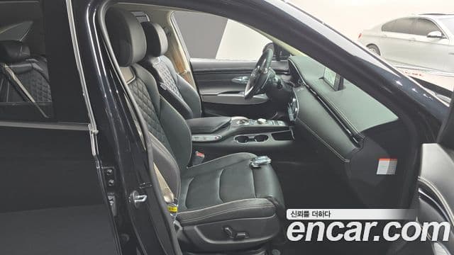 Genesis electrified GV70 e-AWD, 2022 10