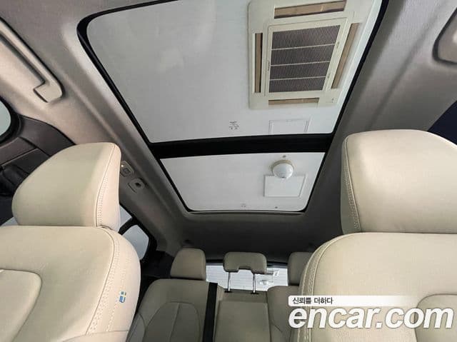 Volvo XC40 B4 Ultra Bright, 2025 20