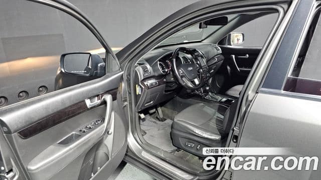 Kia New Sorento R Trendy, 2014 10