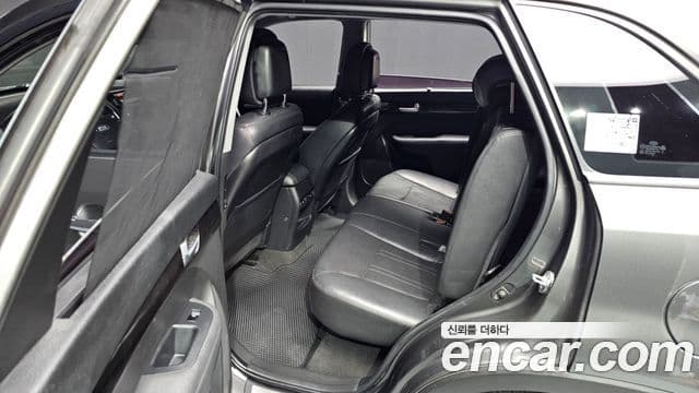 Kia New Sorento R Trendy, 2014 12
