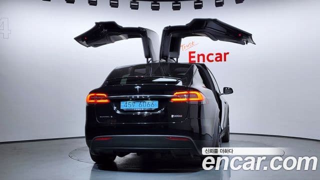 Tesla модель X, 2019 4