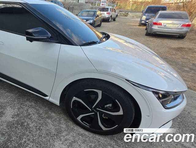 Kia EV6 GT Line, 2023 все фото