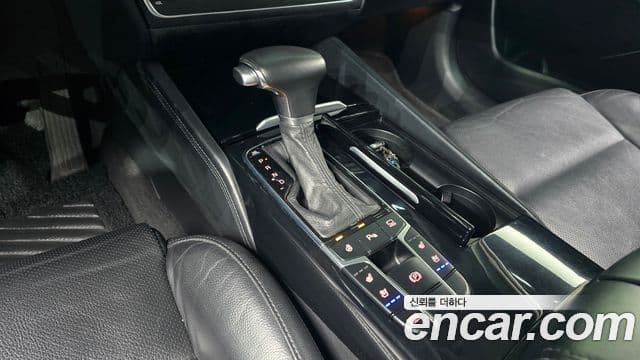 Kia All New K7 гибрид Noblesse, 2018 9