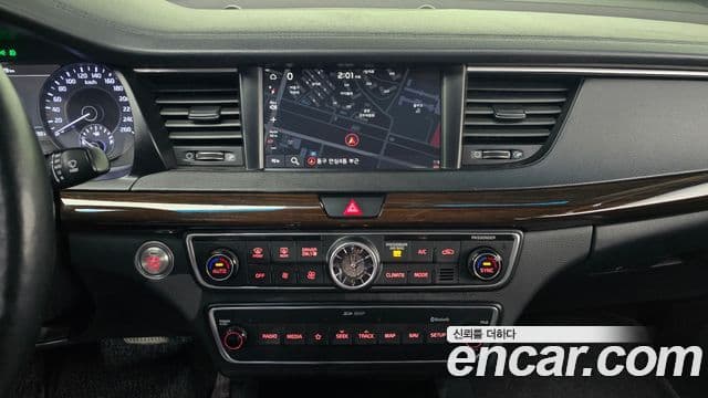 Kia All New K7 гибрид Noblesse, 2018 15