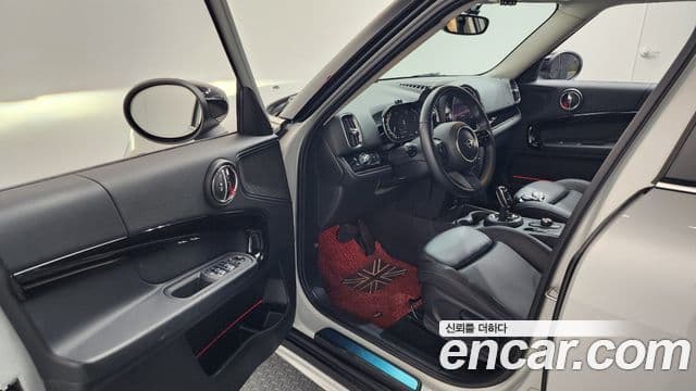 Mini Cooper Countryman 2세대, 2022 10