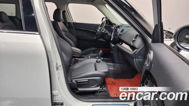 Mini Cooper Countryman 2세대, 2022 11