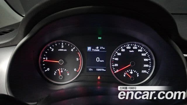 Kia Stonic Trendy, 2018 4