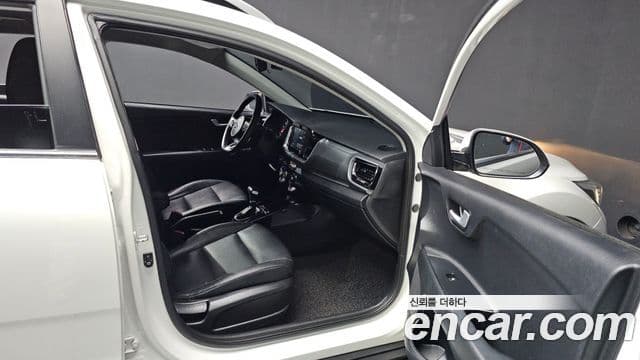 Kia Stonic Trendy, 2018 6