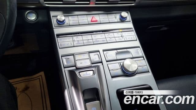 Hyundai NEXO Premium, 2022 9