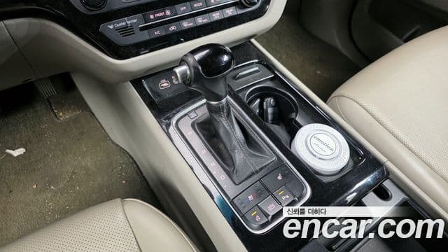 Kia All New Carnival Prestige, 2015 9