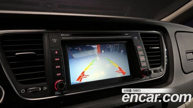 Kia All New Carnival Prestige, 2015 15