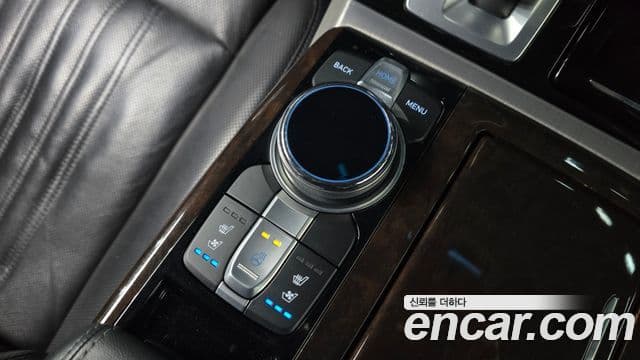 Genesis EQ900 Luxury, 2016 17