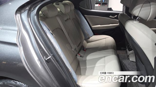 Genesis The / новый New G70, 2021 11