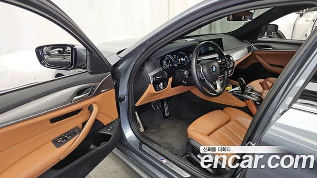BMW 5시리즈 (G30) 530i M Sport, 2018 10