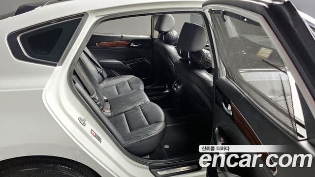 Kia All New K7 2.4 GDI Limited, 2017 12