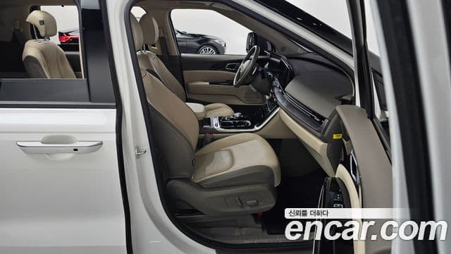 Kia Carnival 4세대 Signature, 2021 11