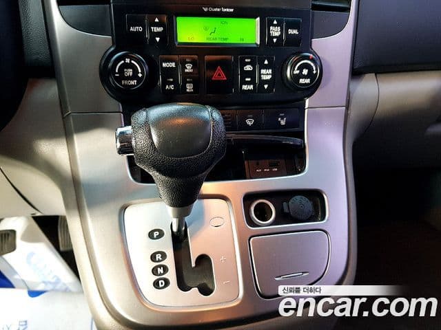 Kia Carnival R топовая версия, 2013 16