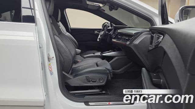 Audi Q4 e-Tron (F4) 45 Premium Sportback, 2025 11