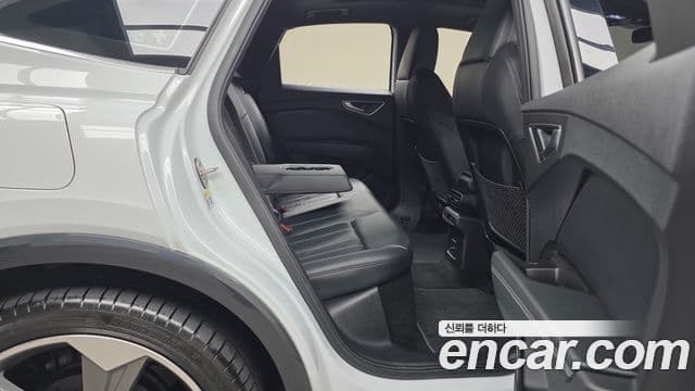 Audi Q4 e-Tron (F4) 45 Premium Sportback, 2025 12