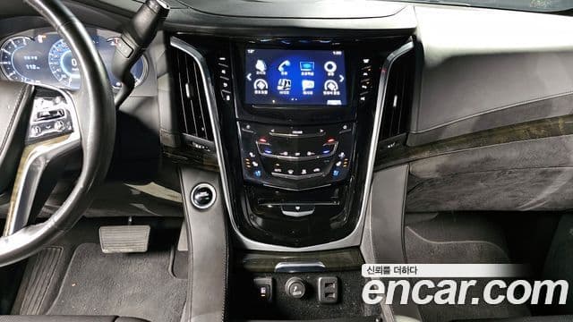 Cadillac Escalade 4세대, 2019 14