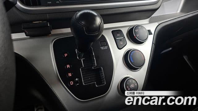 Kia The / новый New Ray люксовая версия, 2018 9