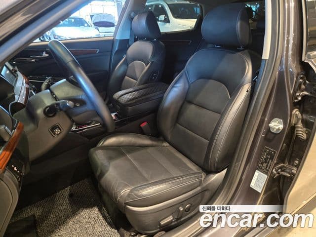 Kia All New K7 Noblesse, 2016 10