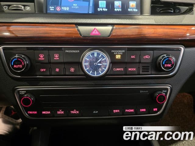 Kia All New K7 Noblesse, 2016 15