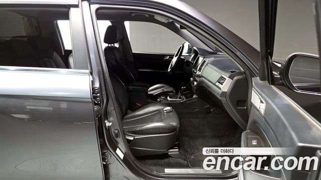 KG모빌리티(SsangYong) Rexton Sport Adventure, 2019 11